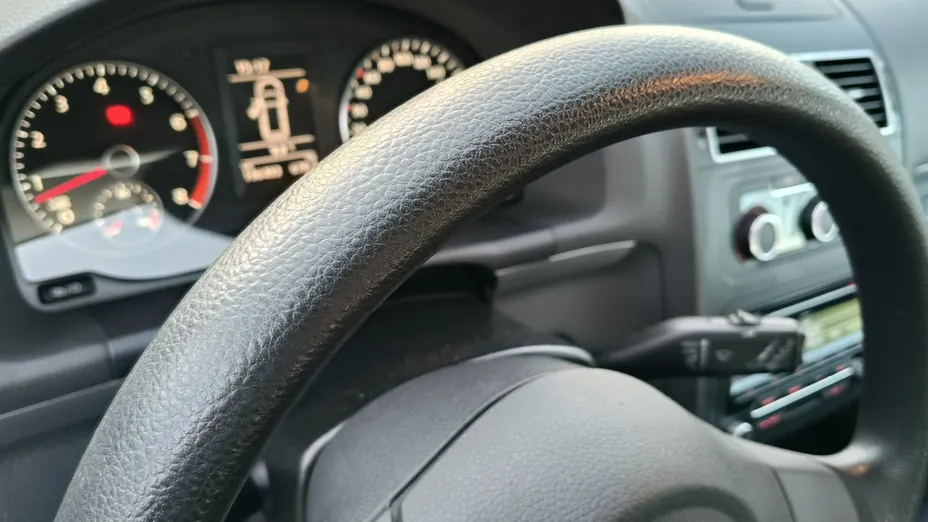 VOLKSWAGEN Touran -