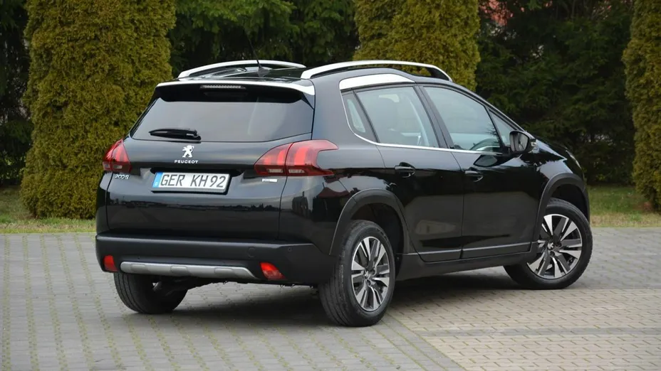 PEUGEOT 2008 -