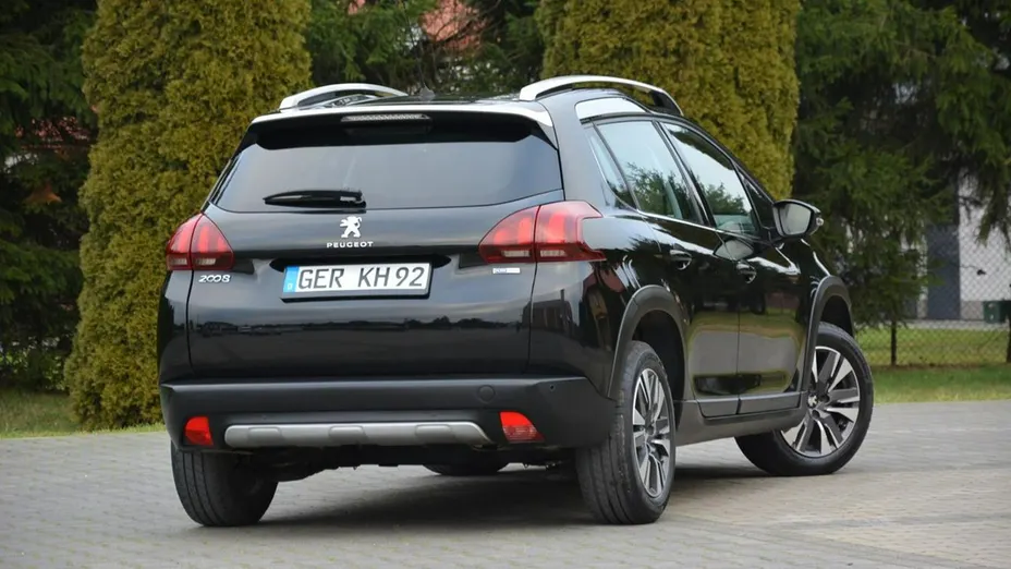 PEUGEOT 2008 -
