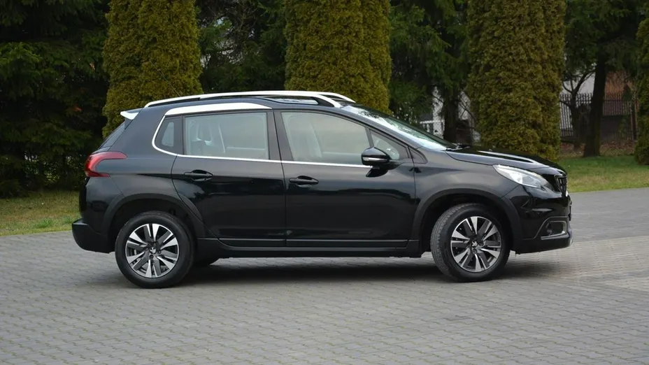 PEUGEOT 2008 -