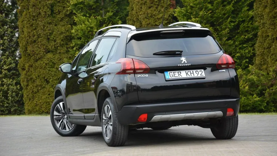 PEUGEOT 2008 -