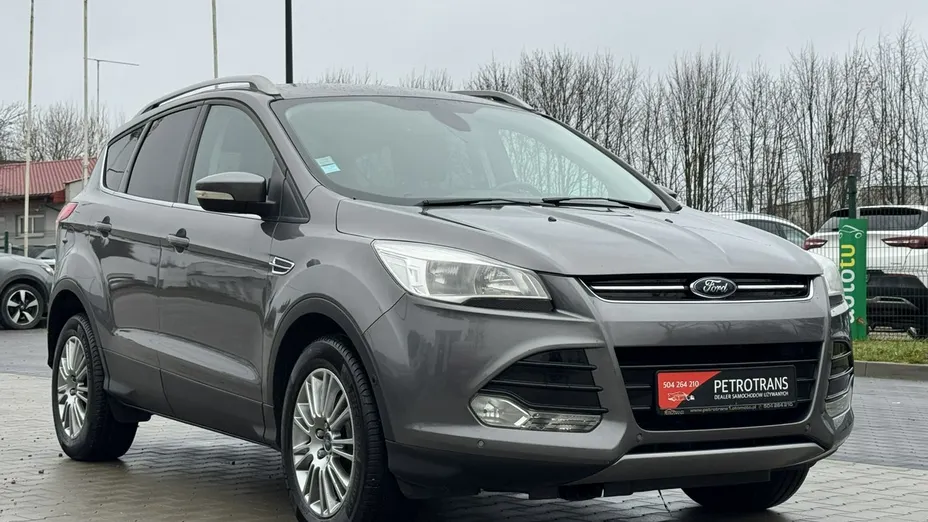 FORD Kuga -