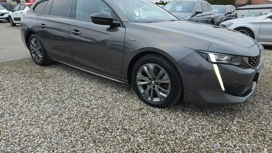 PEUGEOT 508 -