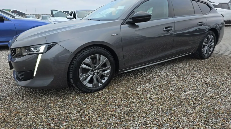 PEUGEOT 508 -