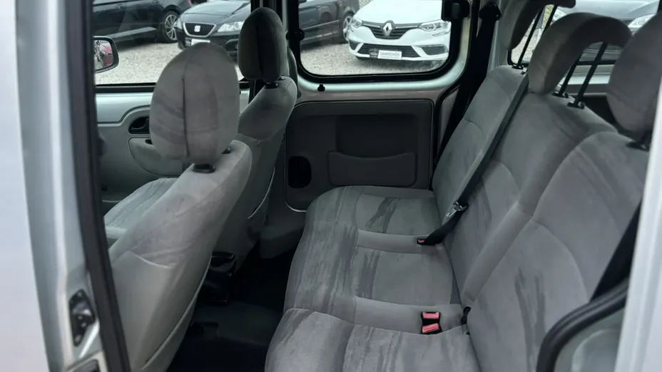 RENAULT Kangoo -