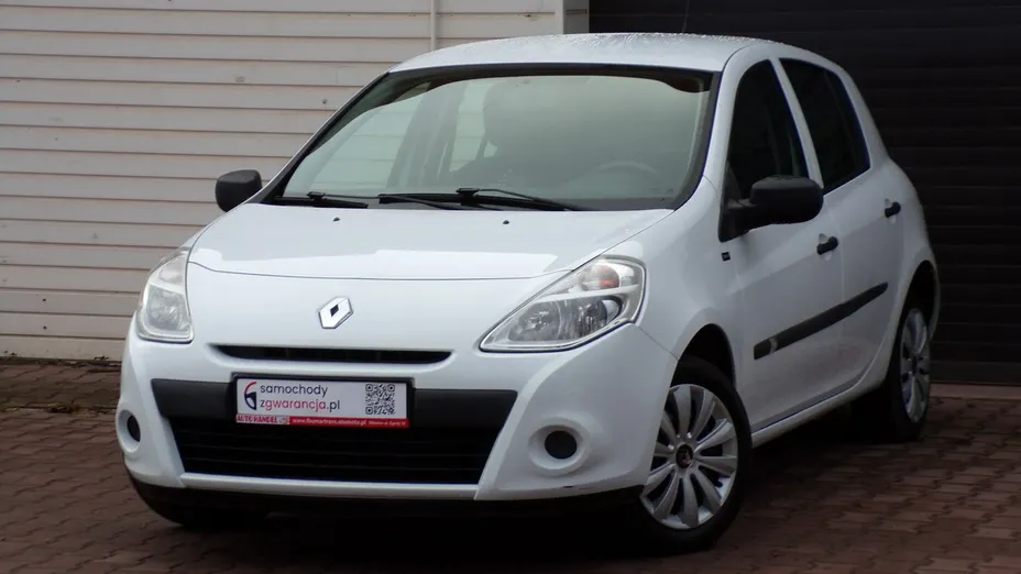 RENAULT Clio -