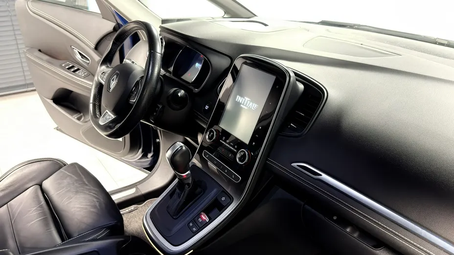 RENAULT Grand Scenic -