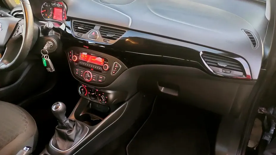 OPEL Corsa -