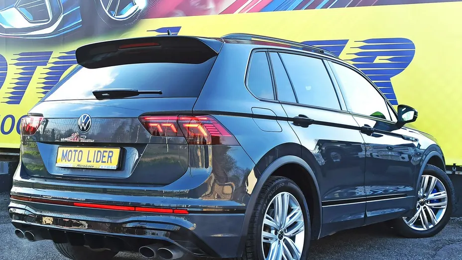 VOLKSWAGEN Tiguan -