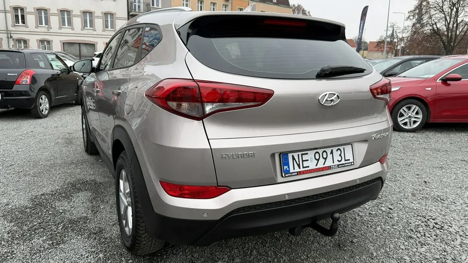 HYUNDAI Tucson -