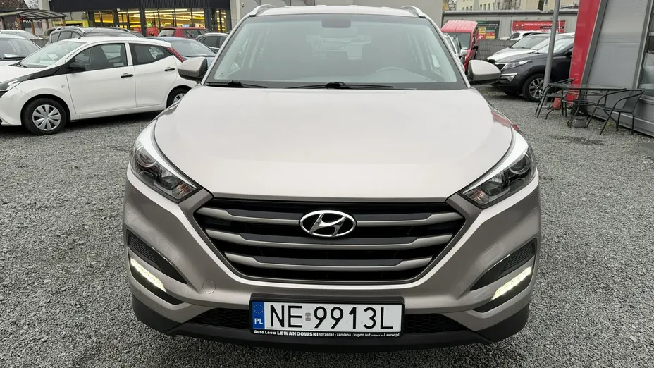 HYUNDAI Tucson -