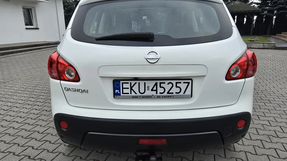 NISSAN Qashqai -