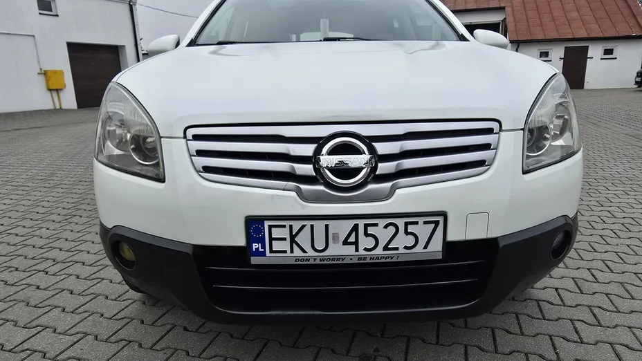 NISSAN Qashqai -