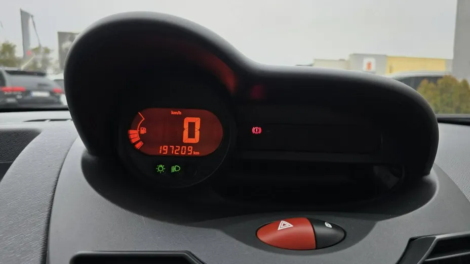 RENAULT Twingo -