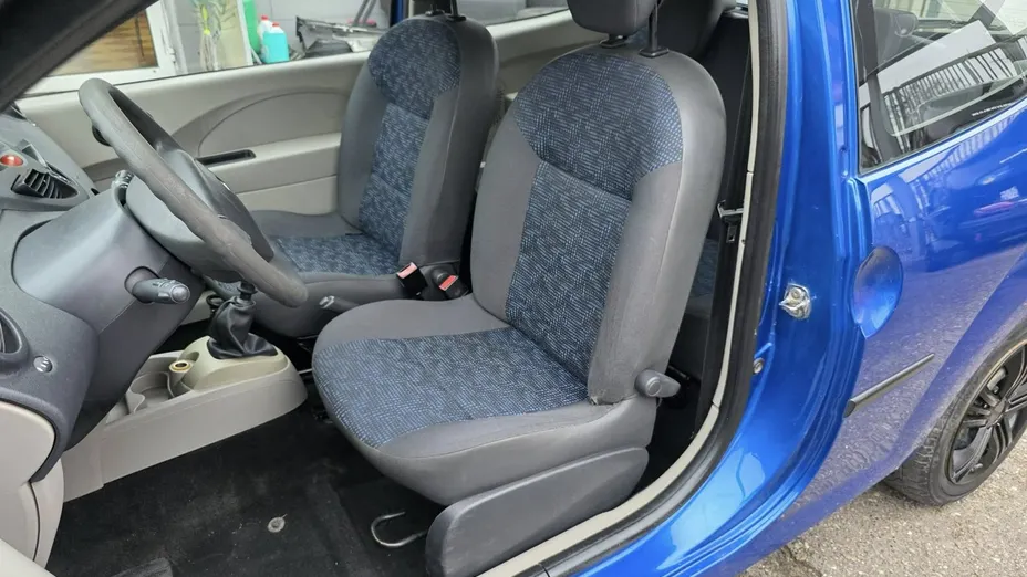 RENAULT Twingo -