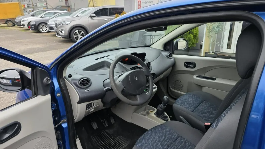 RENAULT Twingo -