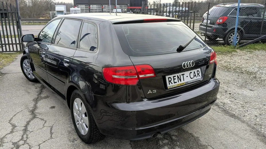 AUDI A3 -