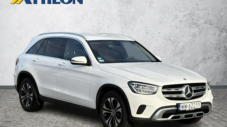 MERCEDES-BENZ GLC -