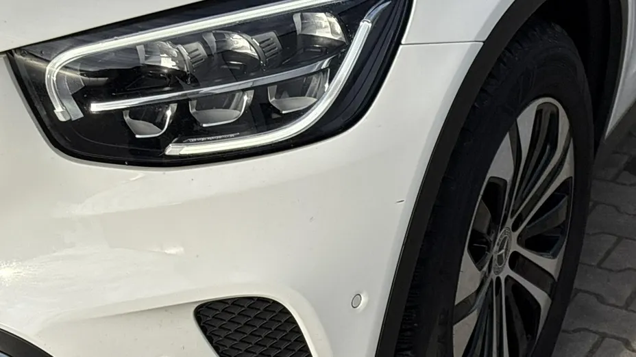 MERCEDES-BENZ GLC -