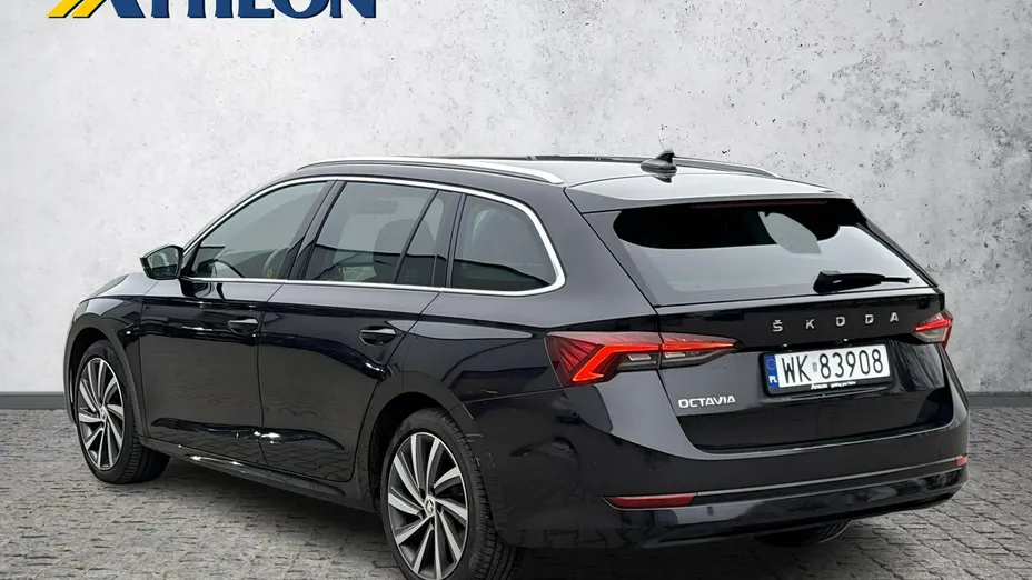 SKODA Octavia -