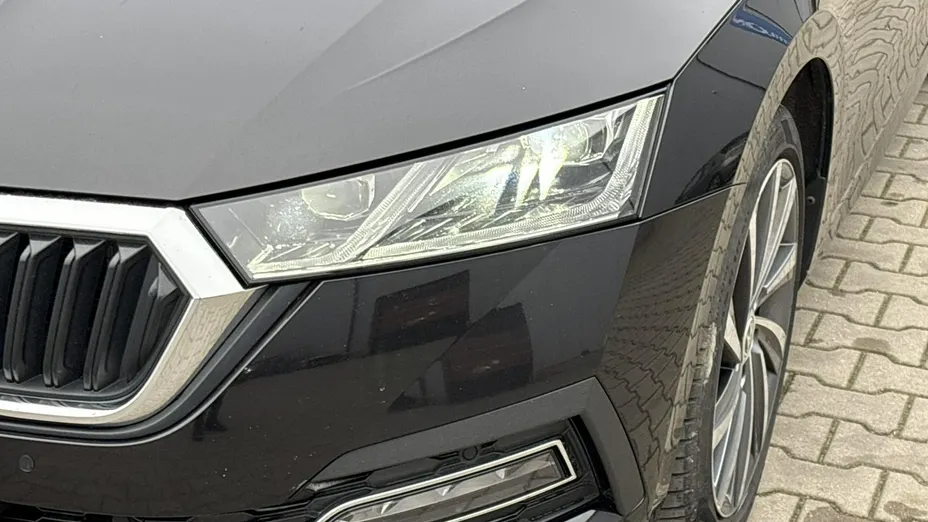 SKODA Octavia -