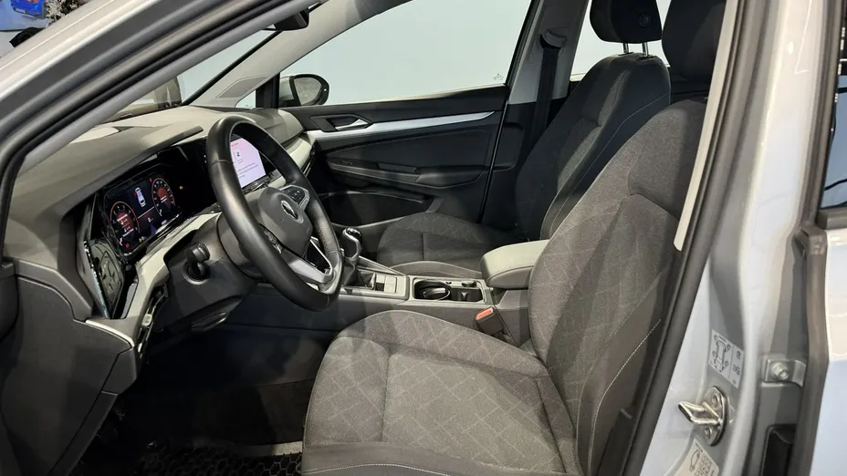 VOLKSWAGEN Golf Golf VIII 1.5 TSI Life