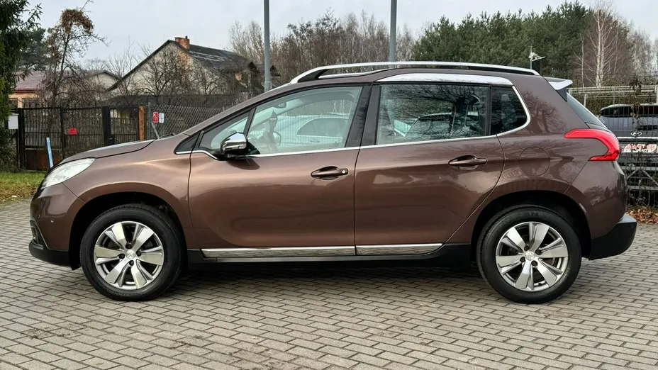 PEUGEOT 2008 -