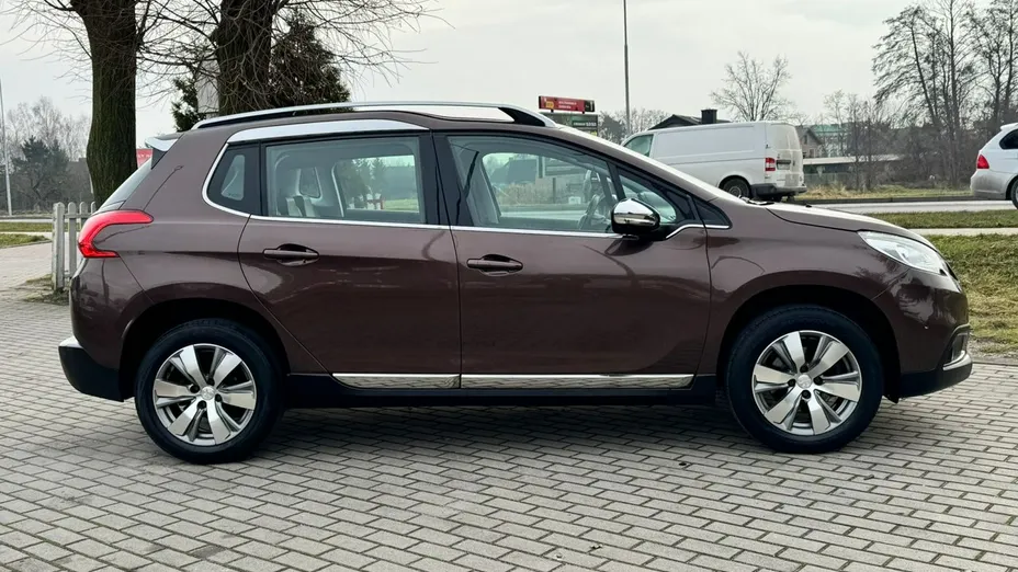 PEUGEOT 2008 -