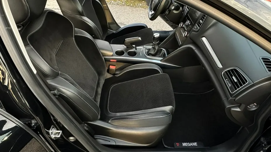 RENAULT Megane -