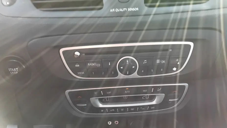 RENAULT Scenic -
