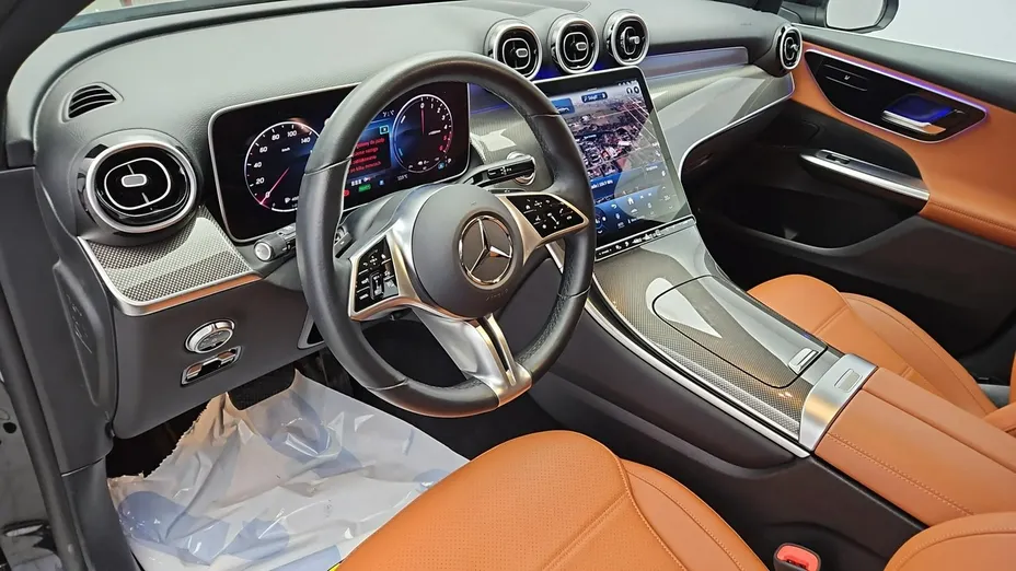 MERCEDES-BENZ GLC -