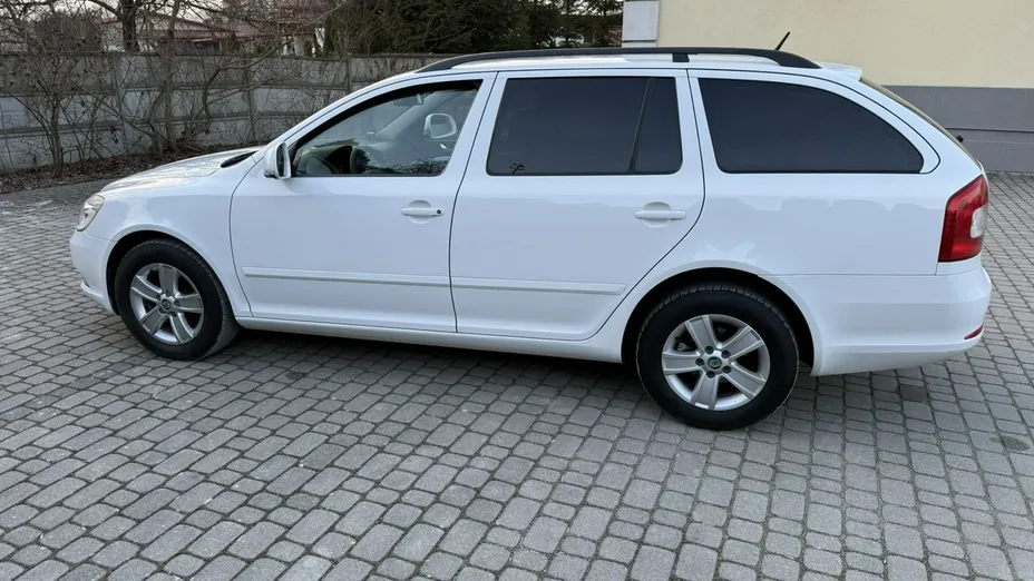 SKODA Octavia -