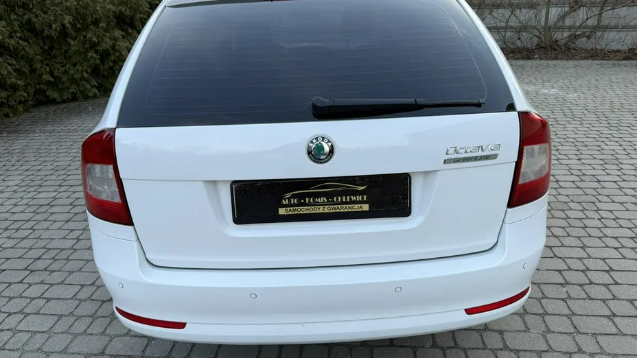 SKODA Octavia -