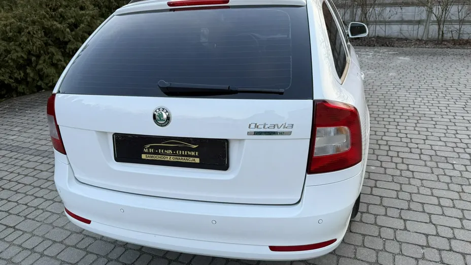 SKODA Octavia -