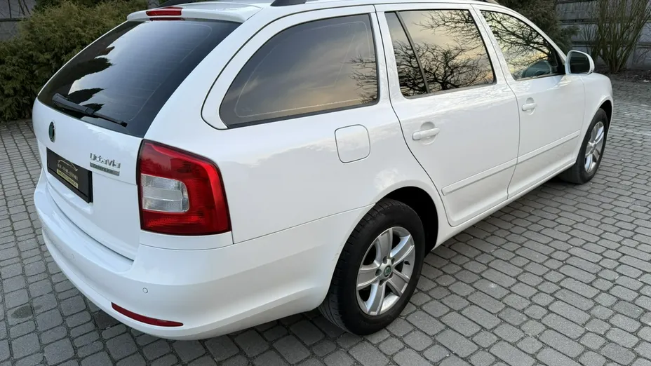 SKODA Octavia -