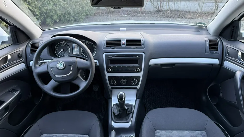 SKODA Octavia -