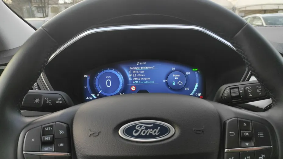 FORD Kuga -