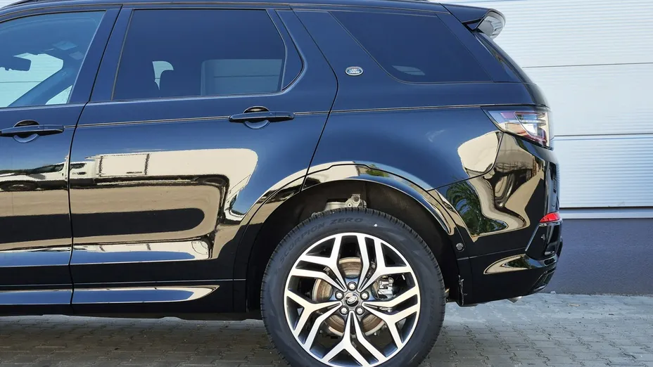 LAND ROVER Discovery Sport -