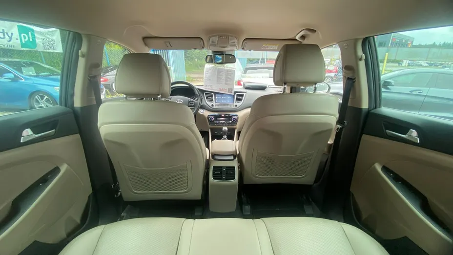 HYUNDAI Tucson -