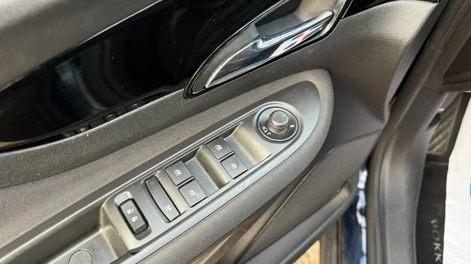 OPEL Mokka -