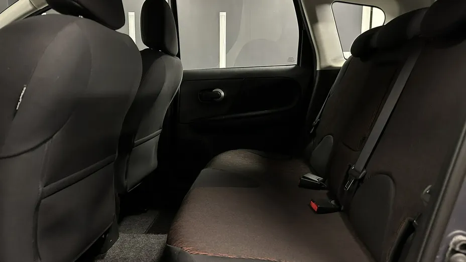 NISSAN Note -