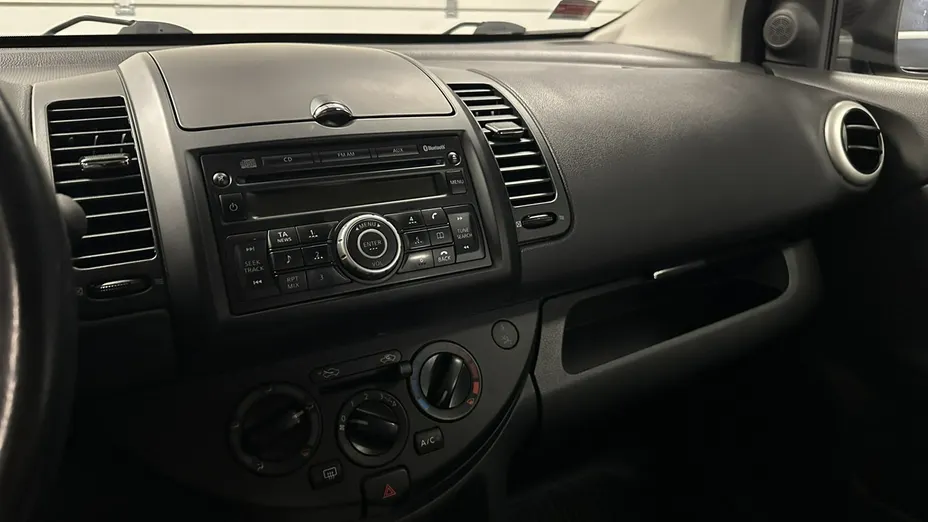 NISSAN Note -