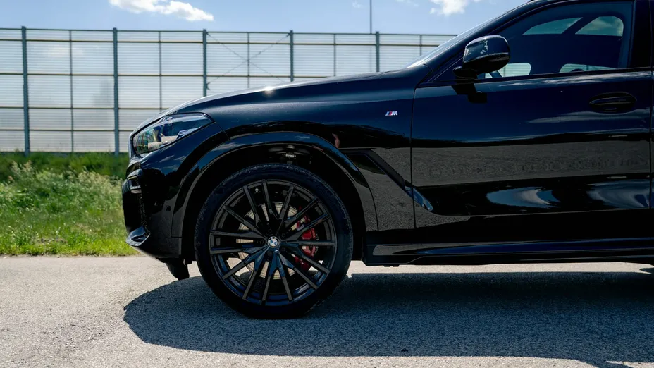 BMW X6 -