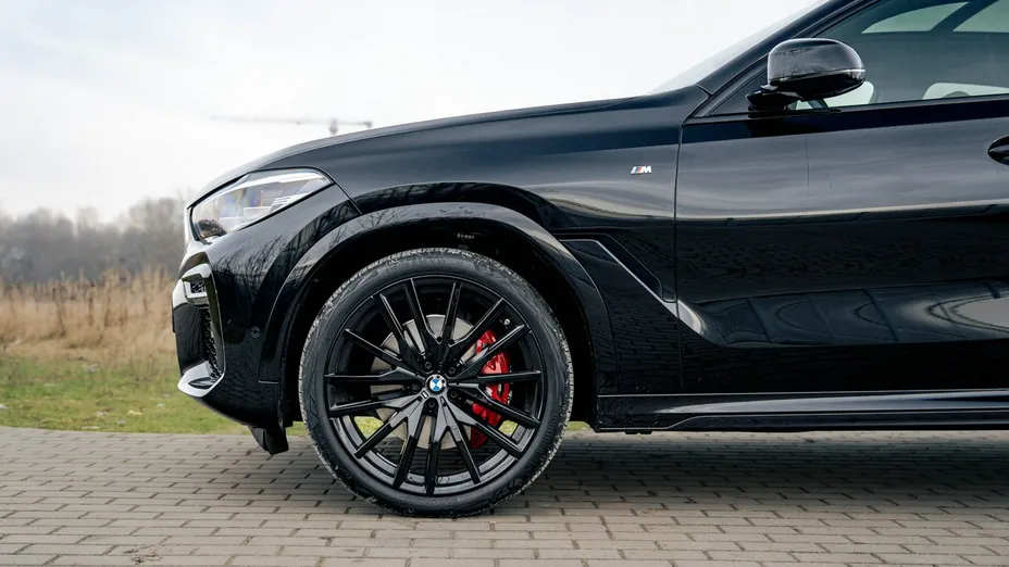 BMW X6 -