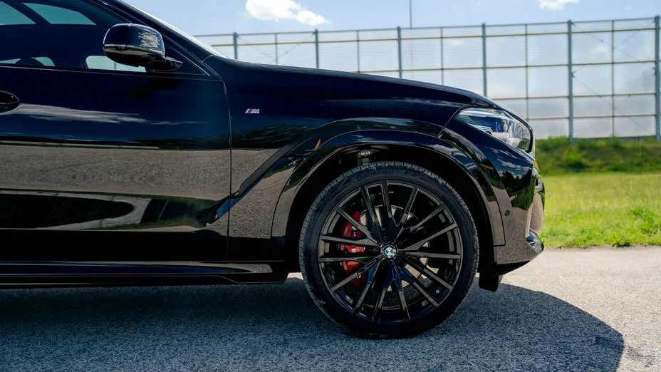 BMW X6 -