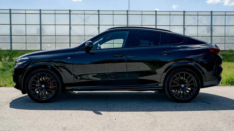 BMW X6 -
