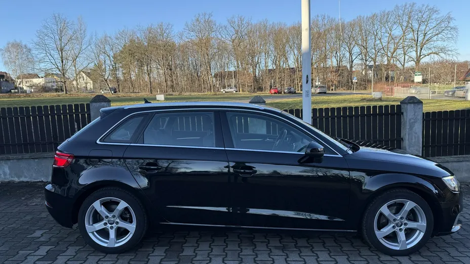 AUDI A3 -