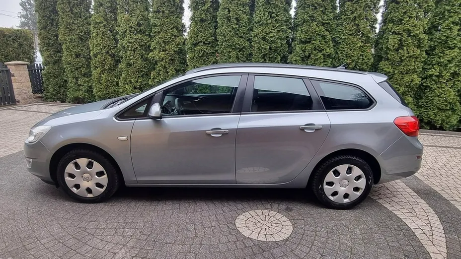 OPEL Astra -
