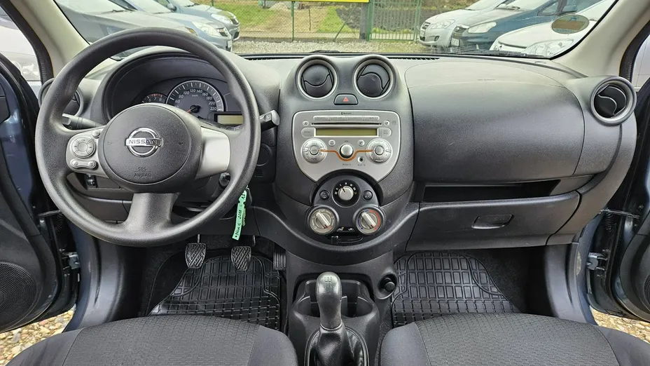 NISSAN Micra -
