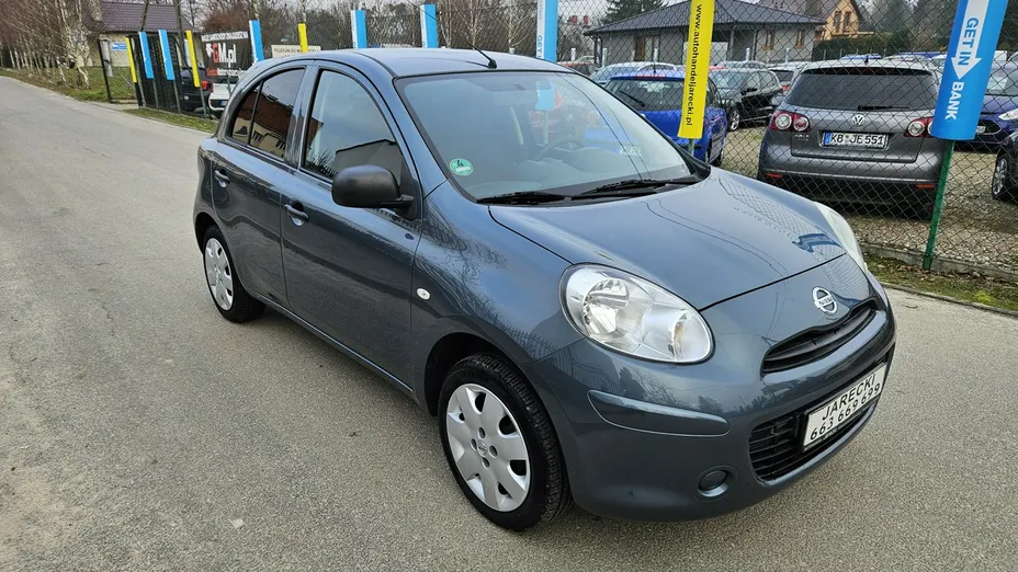NISSAN Micra -